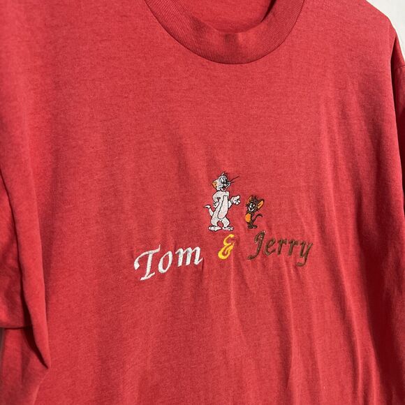 Vintage Tom And Jerry Embroidered Red T-Shirt Size L Fruit Of The Loom Best USA - Picture 2 of 11